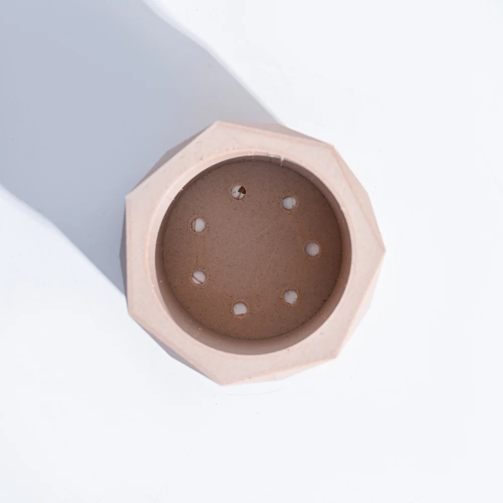 Faceted prism Wooden Pot - Image 4