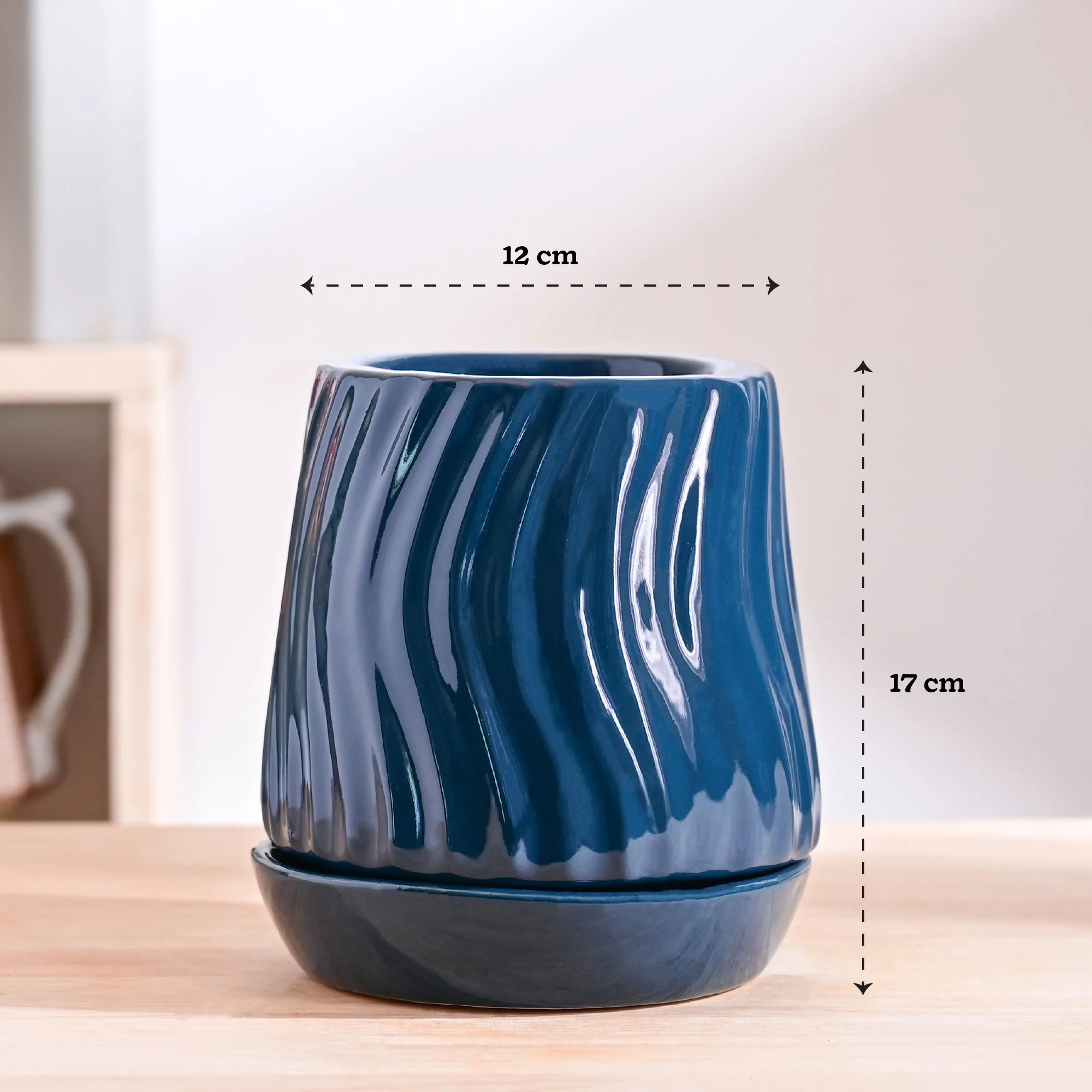 Fallen Angel Ceramic Planter - Image 16