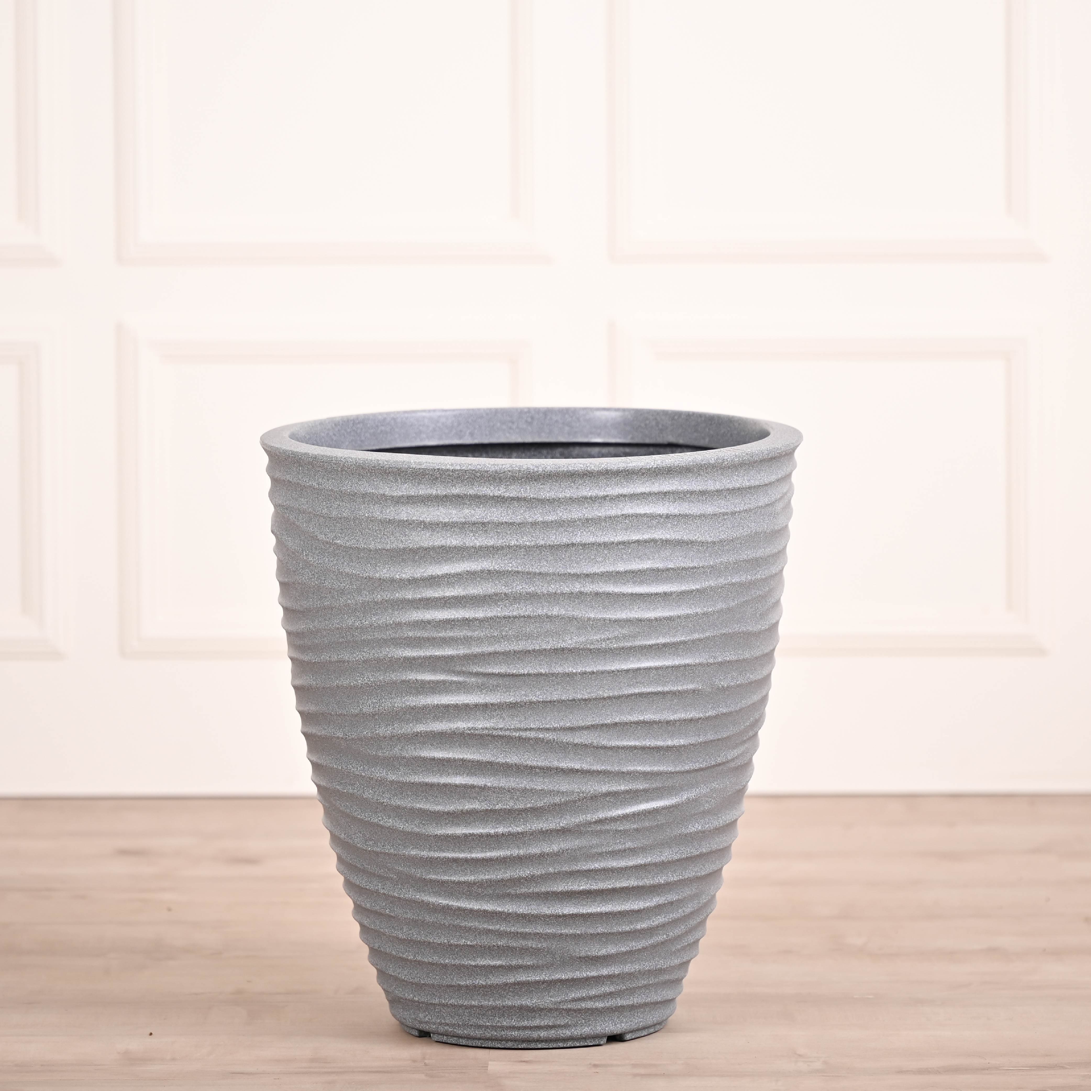 Havana Plastic Planter - Image 8