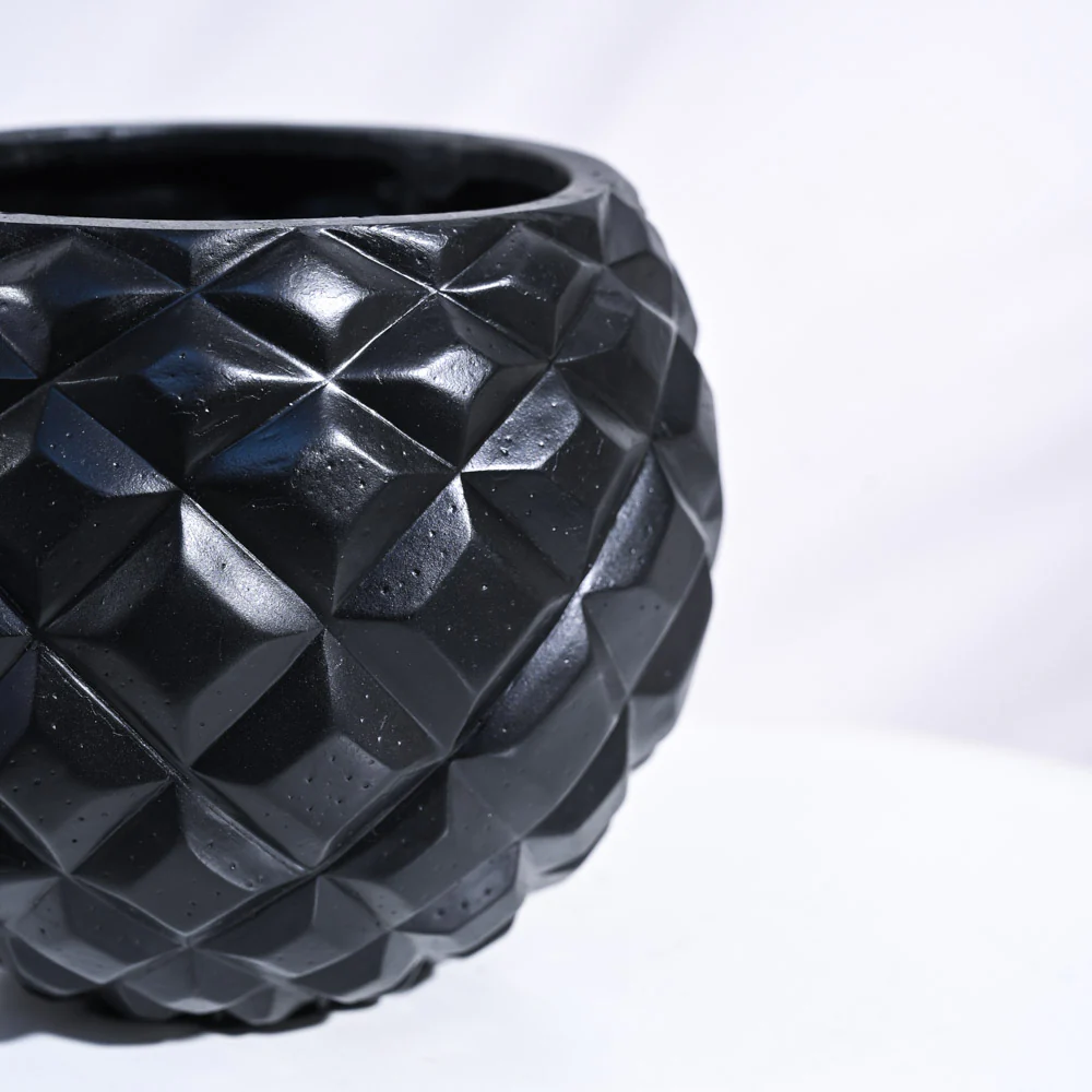 Heraldry Vase Ball - Image 11