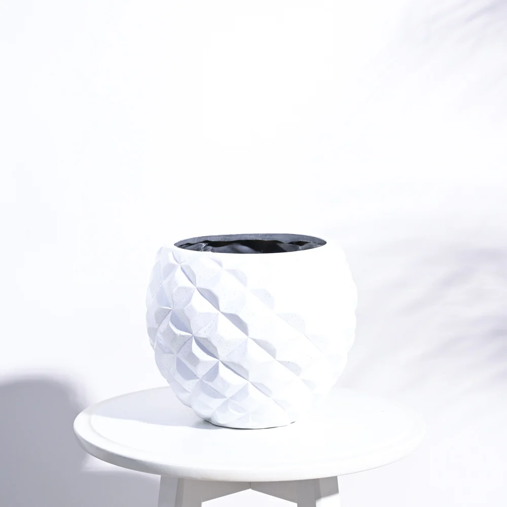 Heraldry Vase Ball - Image 15