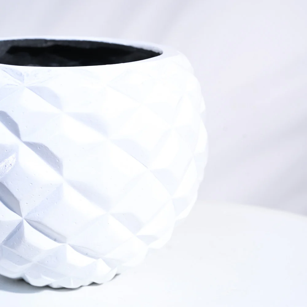 Heraldry Vase Ball - Image 5