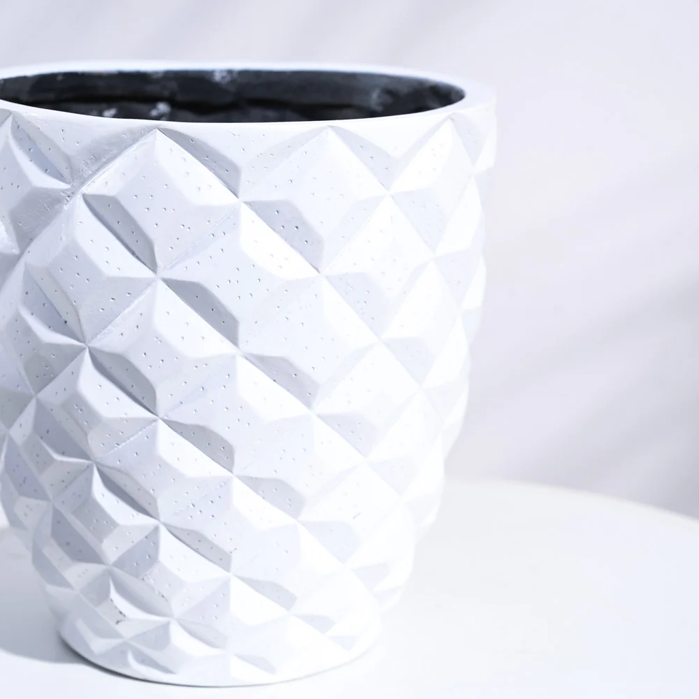 Heraldry Vase Taper - Image 11