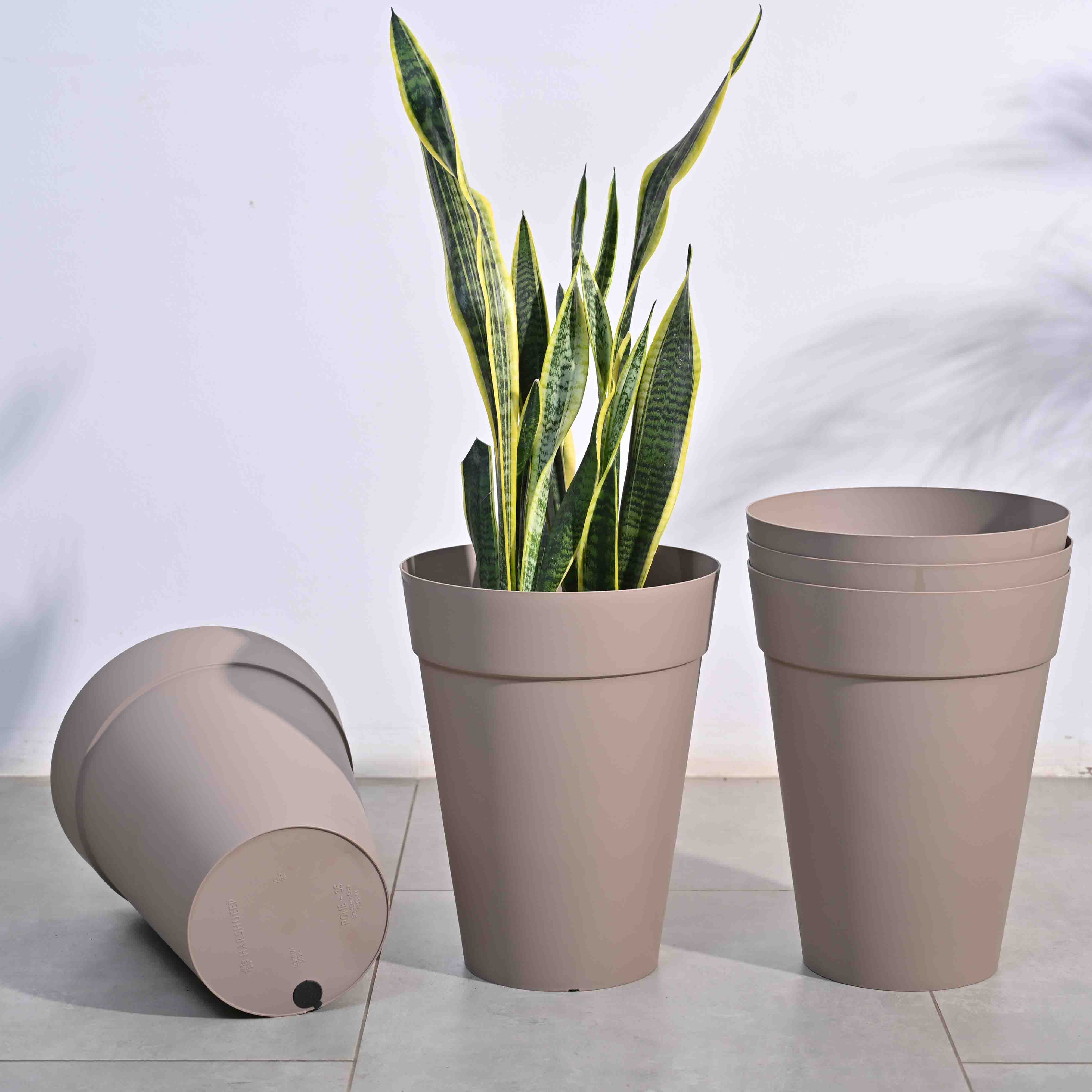 Rome Plastic Planter - Image 133