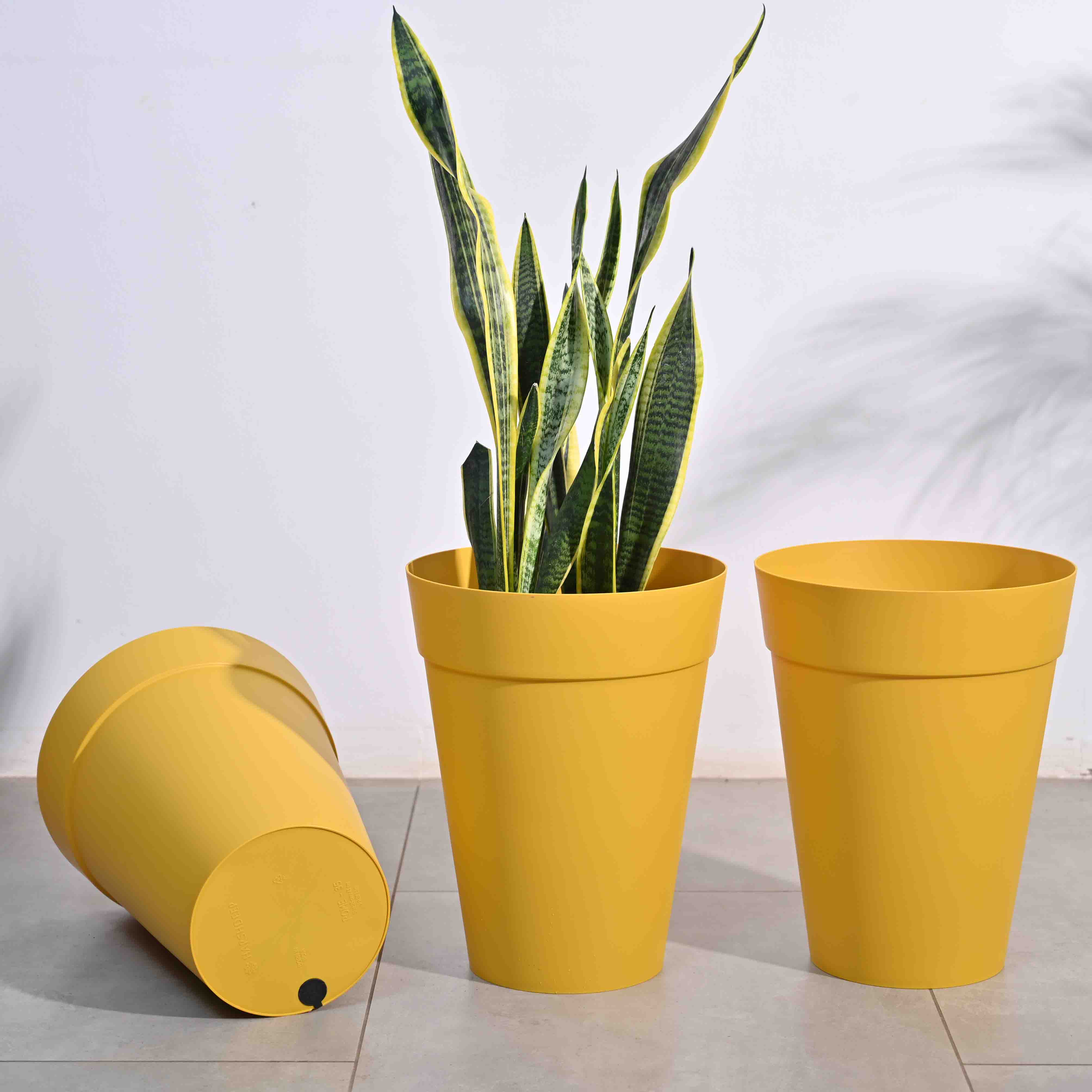 Rome Plastic Planter - Image 151