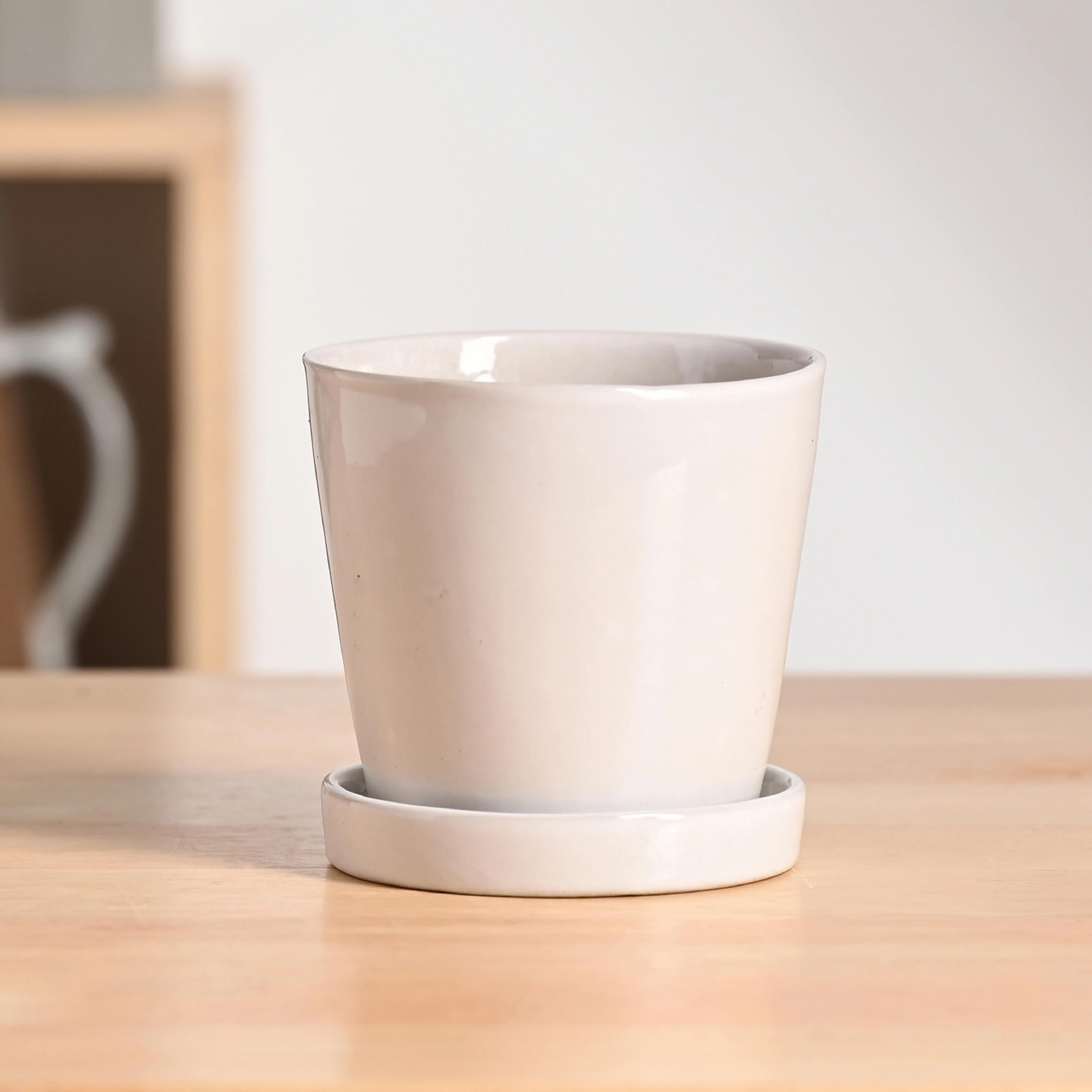 Table Top Ceramic Pot - Image 3