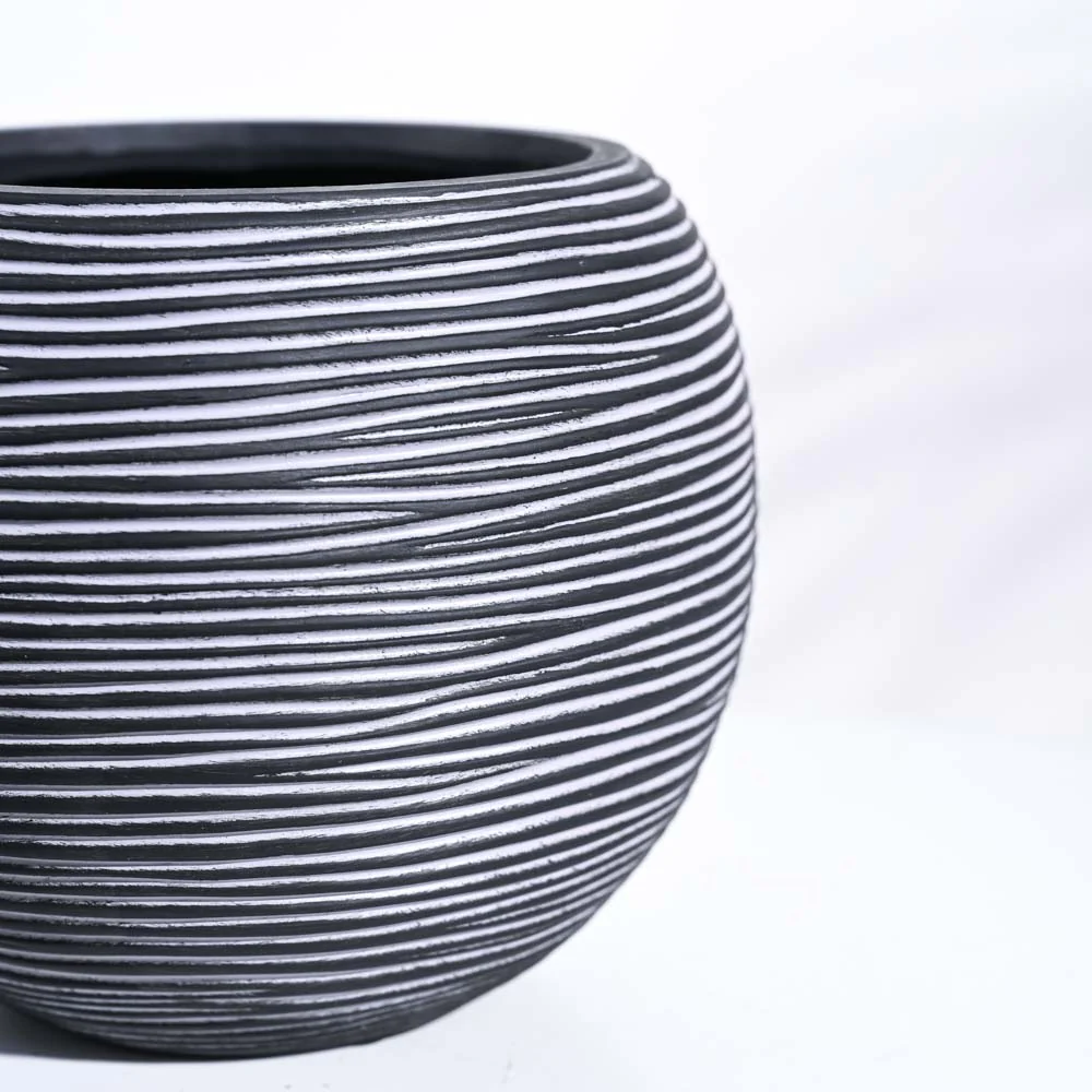 Zuri Vase ball Rib - Image 12