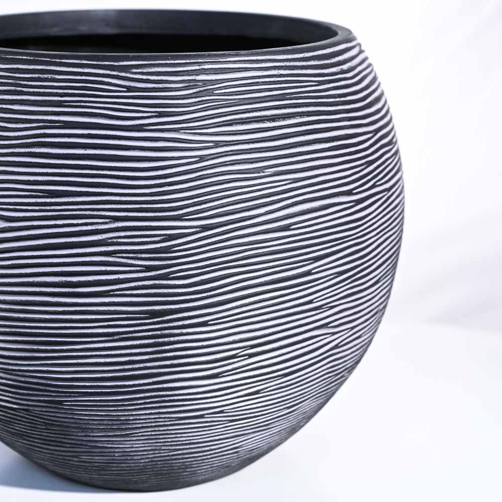 Zuri Vase ball Rib - Image 30